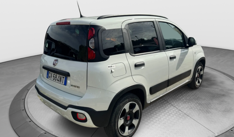
								FIAT Panda 1.0cc 70cv HYBRID CROSS full									