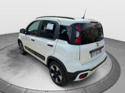 
										FIAT Panda 1.0cc 70cv HYBRID CROSS full									