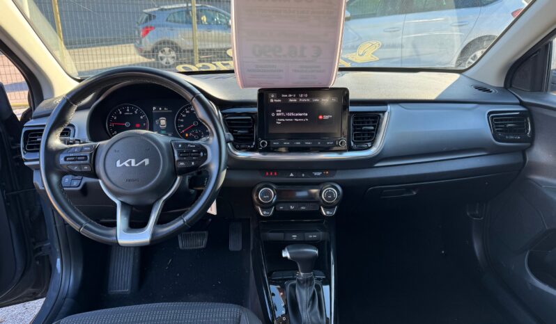 
								KIA STONIC 1.0cc MHEV 120cv DCT Automatic Style full									