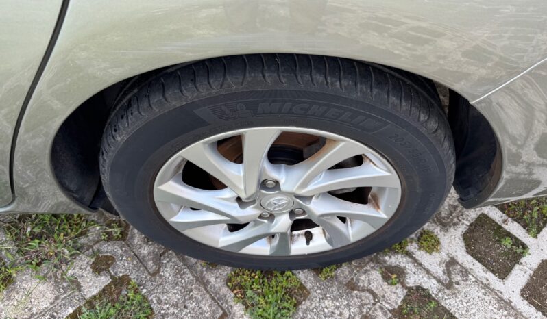 
								TOYOTA Auris Touring Sports 1.6cc D-4D 112cv Active full									