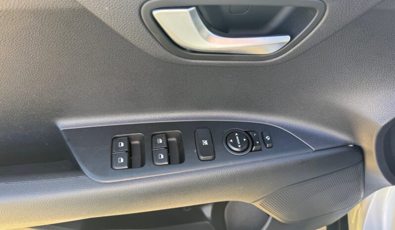 
								KIA STONIC 1.0cc MHEV 120cv DCT Automatic Style full									