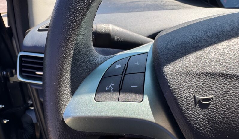 
								Lancia Ypsilon 1.0cc 70cv Hybrid PLATINO full									