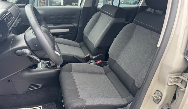 
								CITROEN C3 1.2cc Puretech s&s 83cv C-Series full									