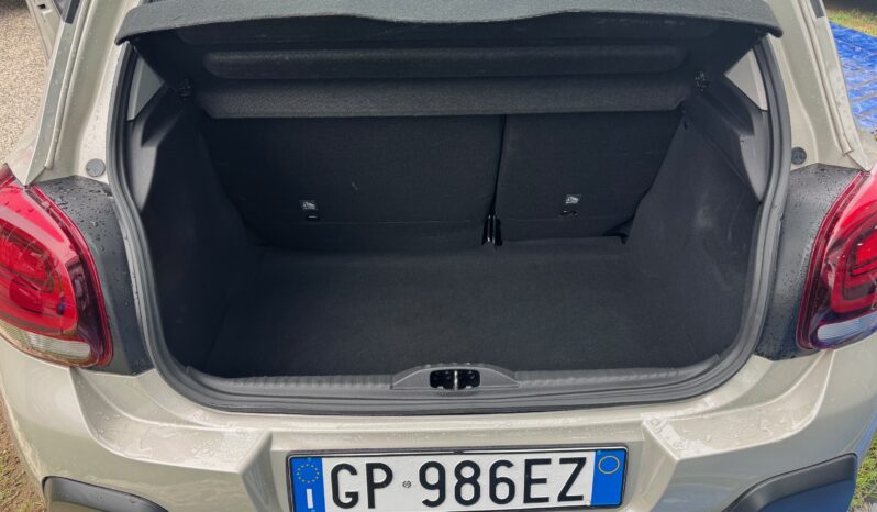 
								CITROEN C3 1.2cc Puretech s&s 83cv C-Series full									