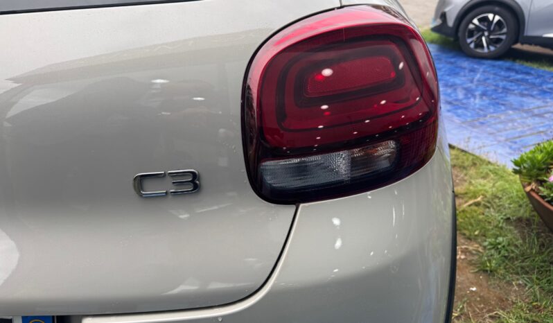 
								CITROEN C3 1.2cc Puretech s&s 83cv C-Series full									