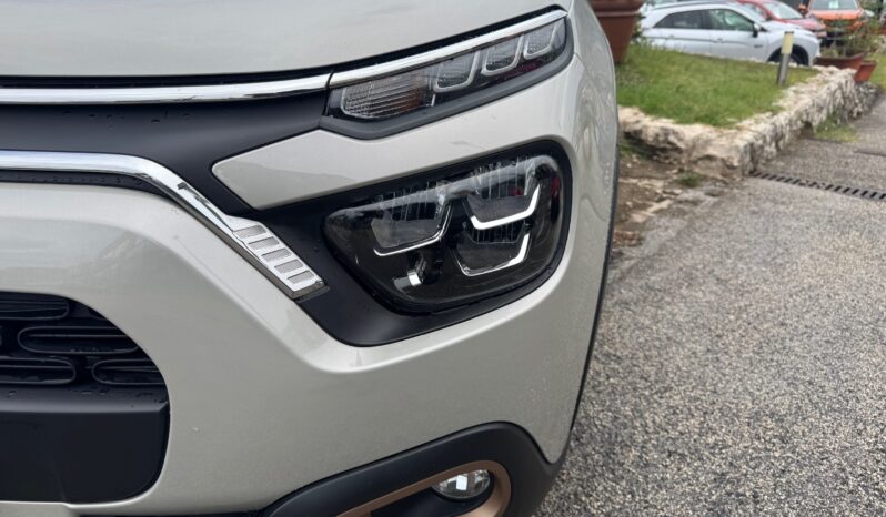 
								CITROEN C3 1.2cc Puretech s&s 83cv C-Series full									