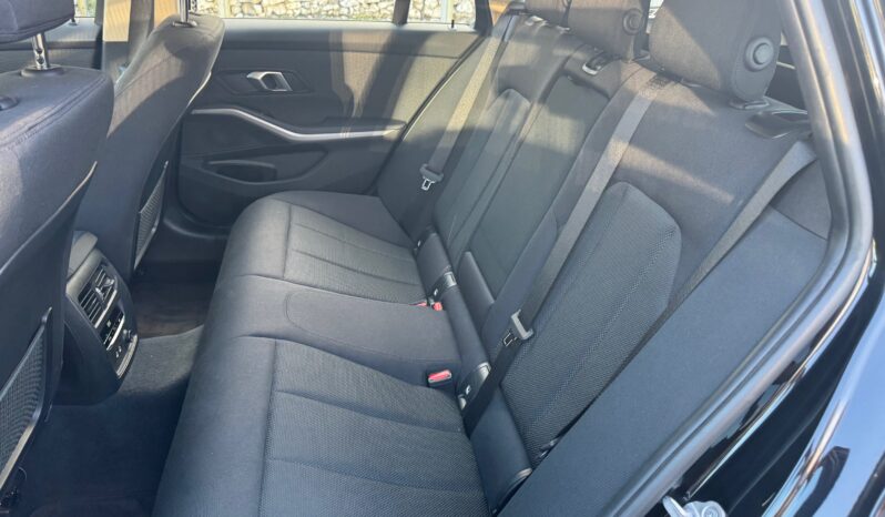 
								BMW 318D Touring 2.0cc 150cv Business Advantage Aut. full									