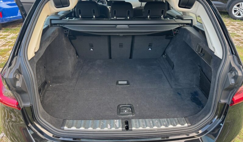 
								BMW 318D Touring 2.0cc 150cv Business Advantage Aut. full									