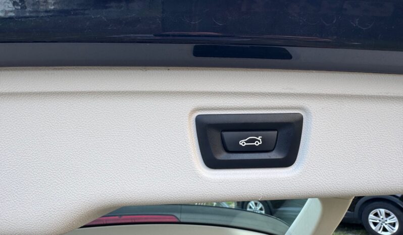 
								BMW 318D Touring 2.0cc 150cv Business Advantage Aut. full									