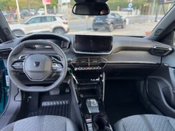 
										PEUGEOT 2008 1.2cc ICE 130cv EAT8 S&S ALLURE full									