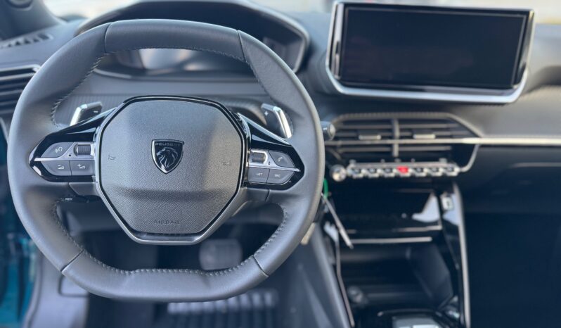 
								PEUGEOT 2008 1.2cc ICE 130cv EAT8 S&S ALLURE full									