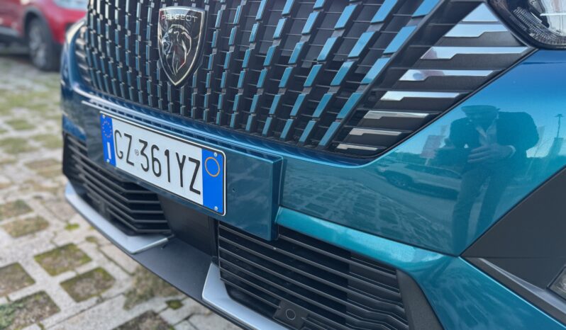 
								PEUGEOT 2008 1.2cc ICE 130cv EAT8 S&S ALLURE full									