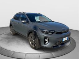 
										KIA STONIC 1.0cc MHEV 120cv DCT Automatic Style full									