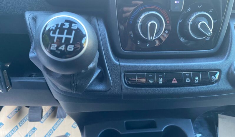 
								FIAT Ducato Serie 2 L2h2 33 2.2cc Diesel 140cv Furgone Lastrato full									