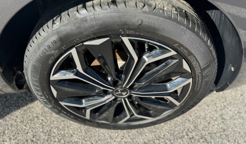 
								DS 4 1.5cc BlueHDi 130cv Automatico OPERA full									