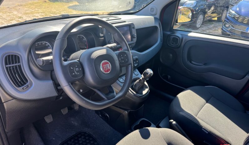 
								FIAT Panda 1.0cc 70cv HYBRID CROSS full									