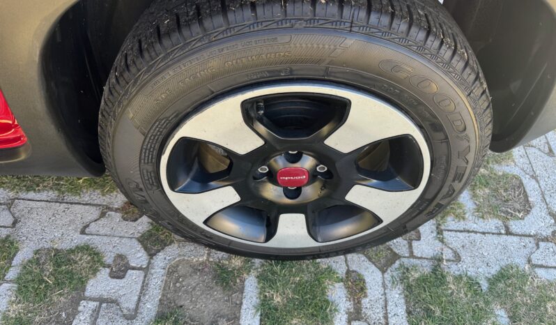 
								FIAT Panda 1.0cc 70cv HYBRID CROSS full									