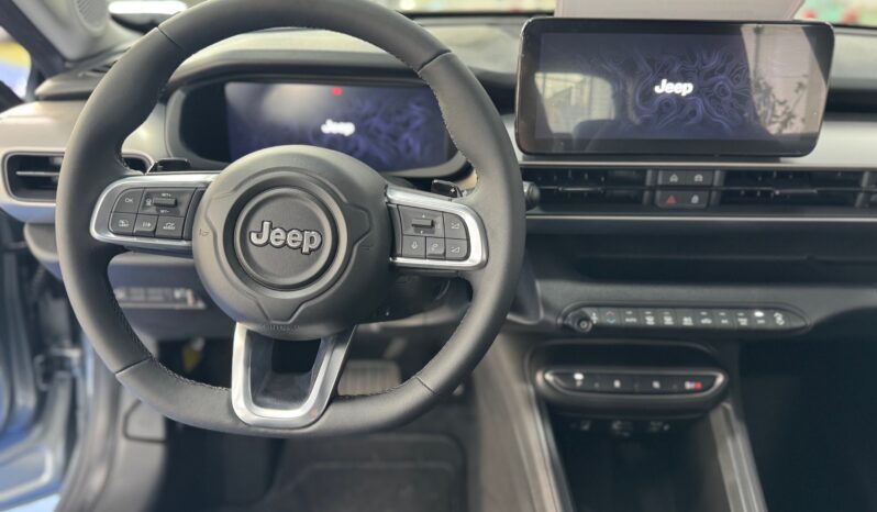 
								JEEP AVENGER 1.2cc MHEV 100cv DCT Altitude full									