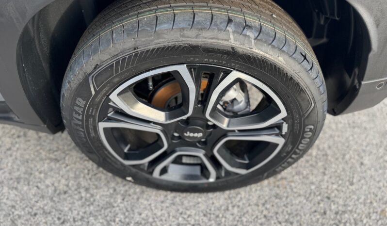 
								JEEP Avenger 1.2cc 100cv DCT MHEV Summit full									