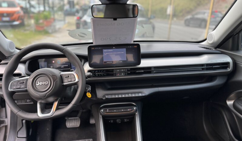 
								JEEP Avenger 1.2cc 100cv DCT MHEV Altitude full									