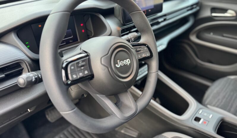 
								JEEP Avenger 1.2cc 100cv DCT MHEV Longitude full									