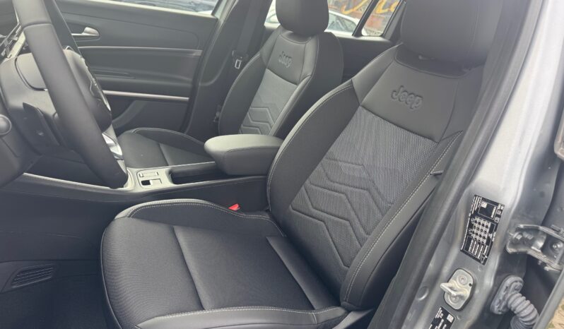 
								JEEP Avenger 1.2cc 100cv DCT MHEV Altitude full									