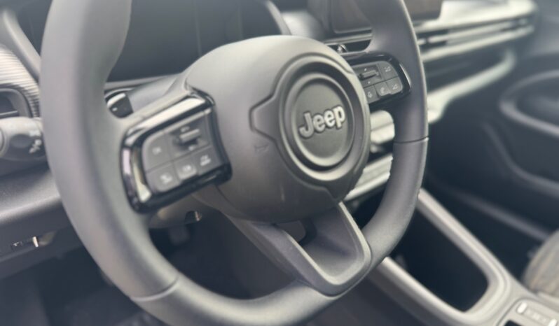 
								JEEP Avenger 1.2cc 100cv DCT MHEV Longitude full									