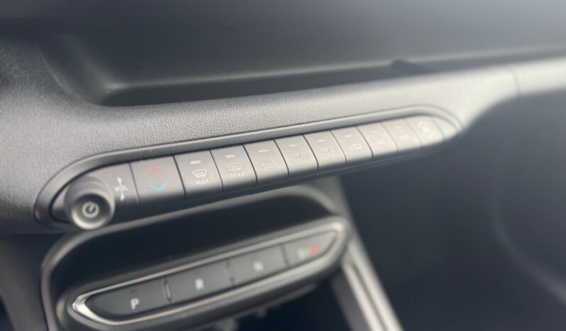 
								JEEP Avenger 1.2cc 100cv DCT MHEV Longitude full									