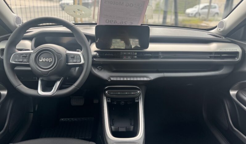 
								JEEP Avenger 1.2cc 100cv DCT MHEV Altitude full									