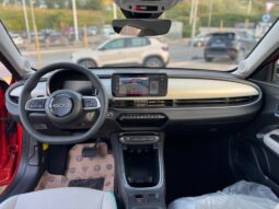 
										FIAT 600 1.2cc Hybrid 110cv LA PRIMA full									