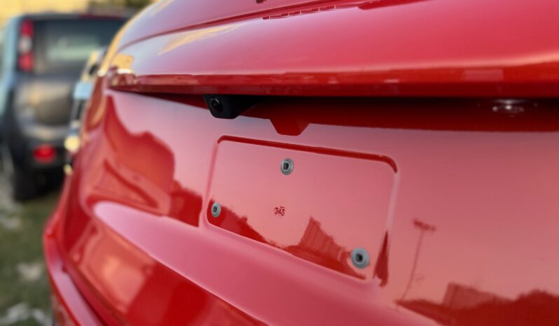 
								FIAT 600 1.2cc Hybrid 110cv LA PRIMA full									