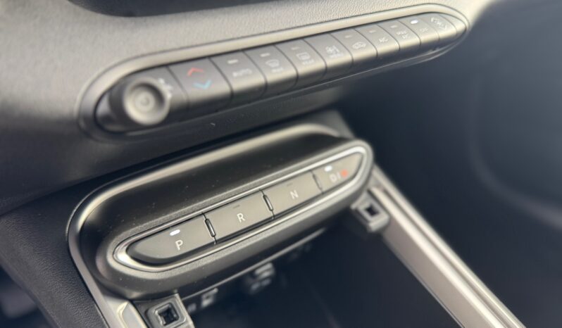 
								JEEP Avenger 1.2cc 100cv DCT MHEV Summit full									