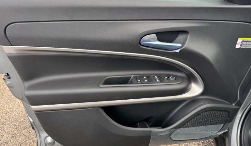 
								JEEP Avenger 1.2cc 100cv DCT MHEV Summit full									