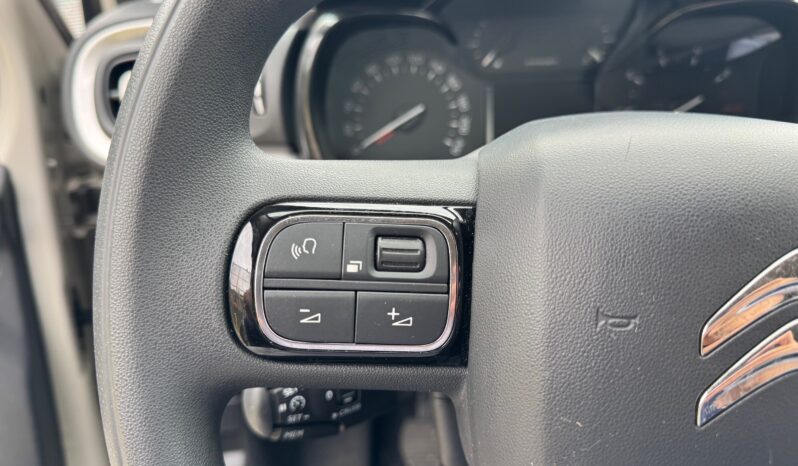 
								CITROEN C3 1.2cc Puretech s&s 83cv C-Series full									