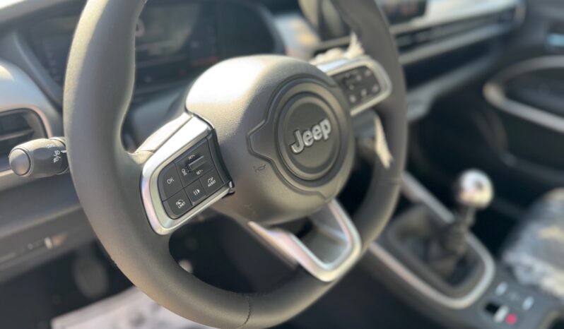 
								JEEP Avenger 1.2cc 100cv ICE Summit full									