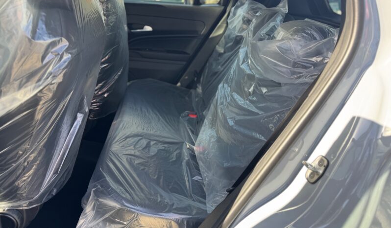 
								JEEP Avenger 1.2cc 100cv ICE Summit full									