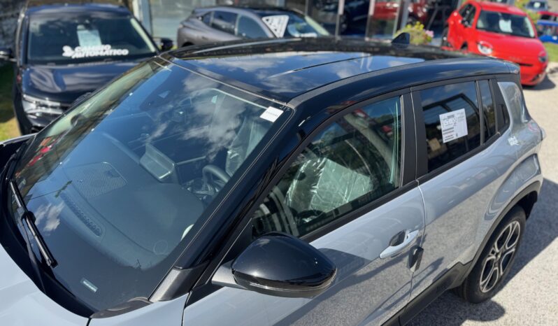 
								JEEP Avenger 1.2cc 100cv ICE Summit full									