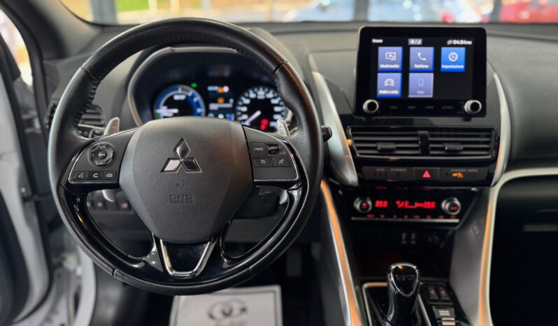 
								MITSUBISHI ECLIPSE CROSS 2.4 PHEV INSTYLE full									