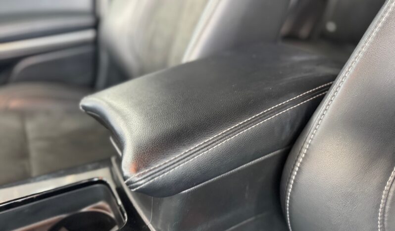 
								MITSUBISHI ECLIPSE CROSS 2.4 PHEV INSTYLE full									