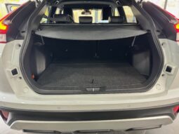 
										MITSUBISHI ECLIPSE CROSS 2.4 PHEV INSTYLE full									