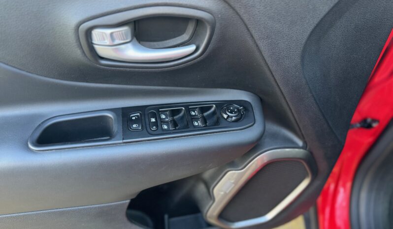 
								JEEP RENEGADE 1.0cc TURBO I3 120cv 4X2 LONGITUDE full									