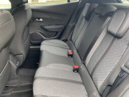 
										PEUGEOT 2008 1.2cc ICE 130cv EAT8 S&S ALLURE full									