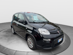 
										FIAT Panda 1.0cc Hybrid 70cv MY23 full									