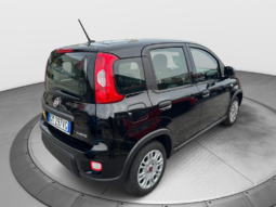 
										FIAT Panda 1.0cc Hybrid 70cv MY23 full									
