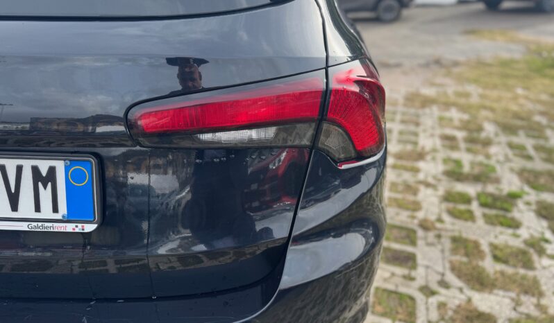 
								FIAT Tipo 5 Porte MY23 1.0cc 100cv Station Wagon full									