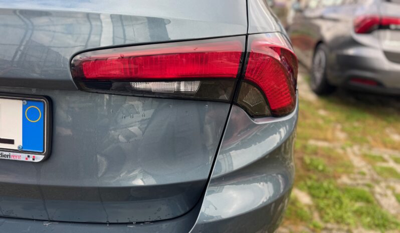 
								FIAT Tipo 5 Porte MY23 1.0cc 100cv Station Wagon full									