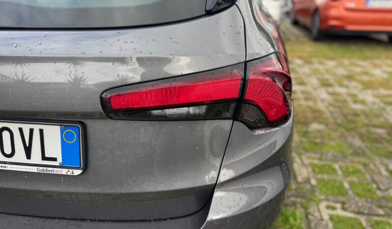 
								FIAT Tipo 5 Porte MY23 1.0cc 100cv Station Wagon full									