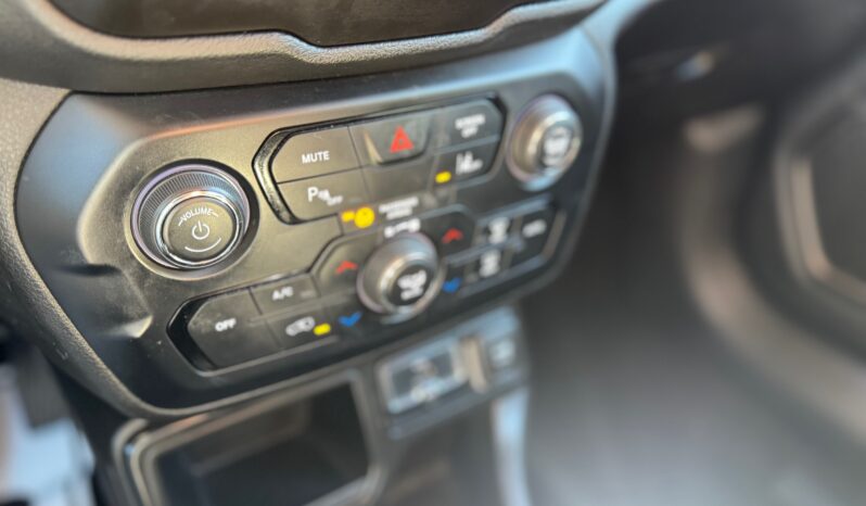 
								JEEP RENEGADE 1.0cc TURBO I3 120cv 4X2 LONGITUDE full									