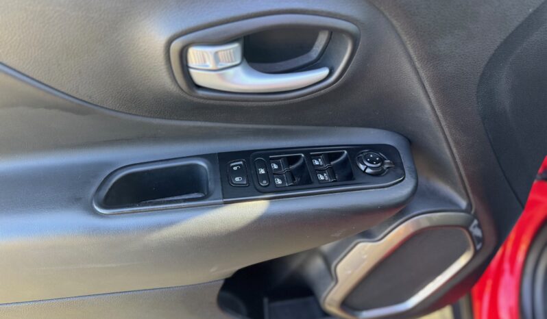 
								JEEP RENEGADE 1.0cc TURBO I3 120cv 4X2 LONGITUDE full									