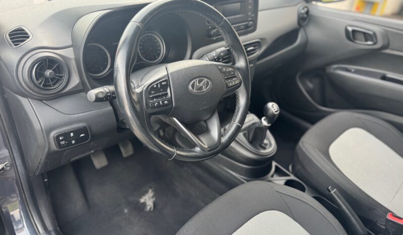 
								HYUNDAI I10 1.0cc 67cv ADVANCED PLUS PACK full									